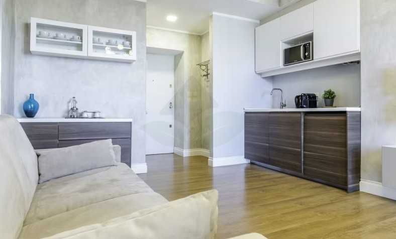 Дава се под наем Тристаен апартамент в Пловдив, Център - 72 кв.м за 183.6 € - Снимка #1