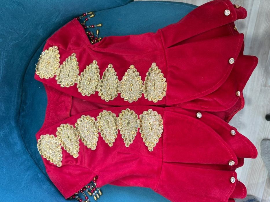 Детская жилетка для девочки