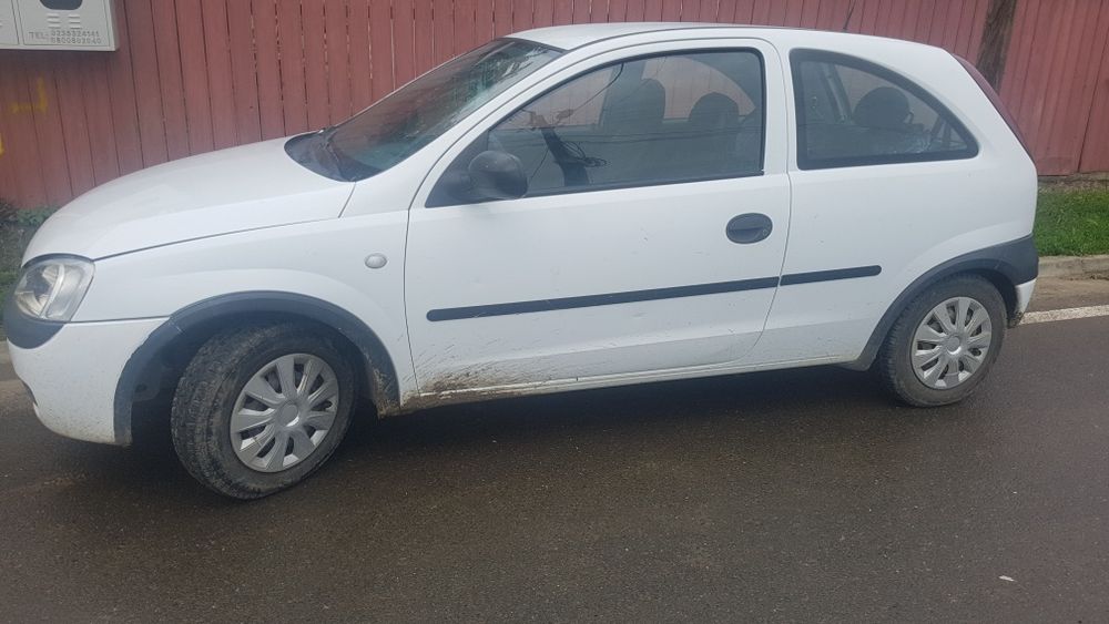 Opel corsa 1.0 2001 benzina