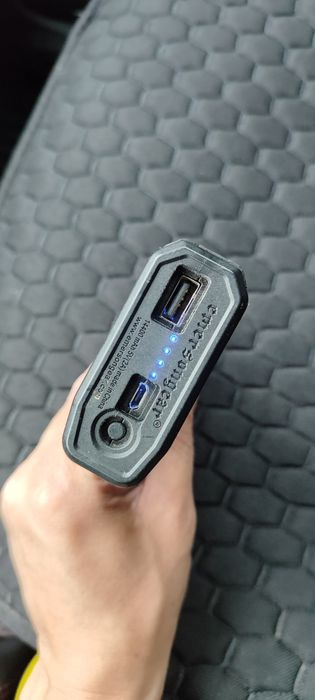 Повербанк эмирсон