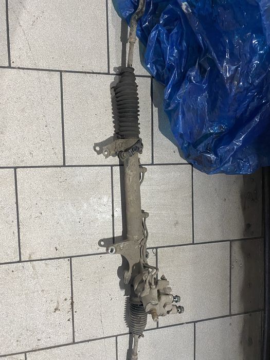 Продам рулевую рейку Тайота Аристо