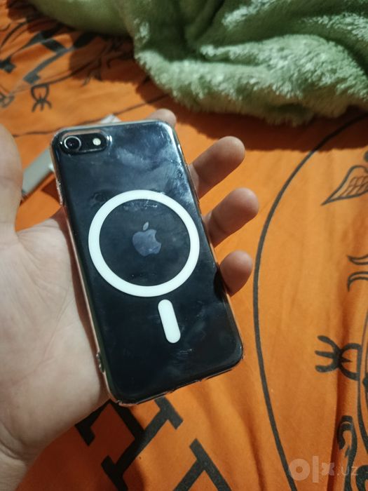 Iphone se 2022 sotiladi 64gb