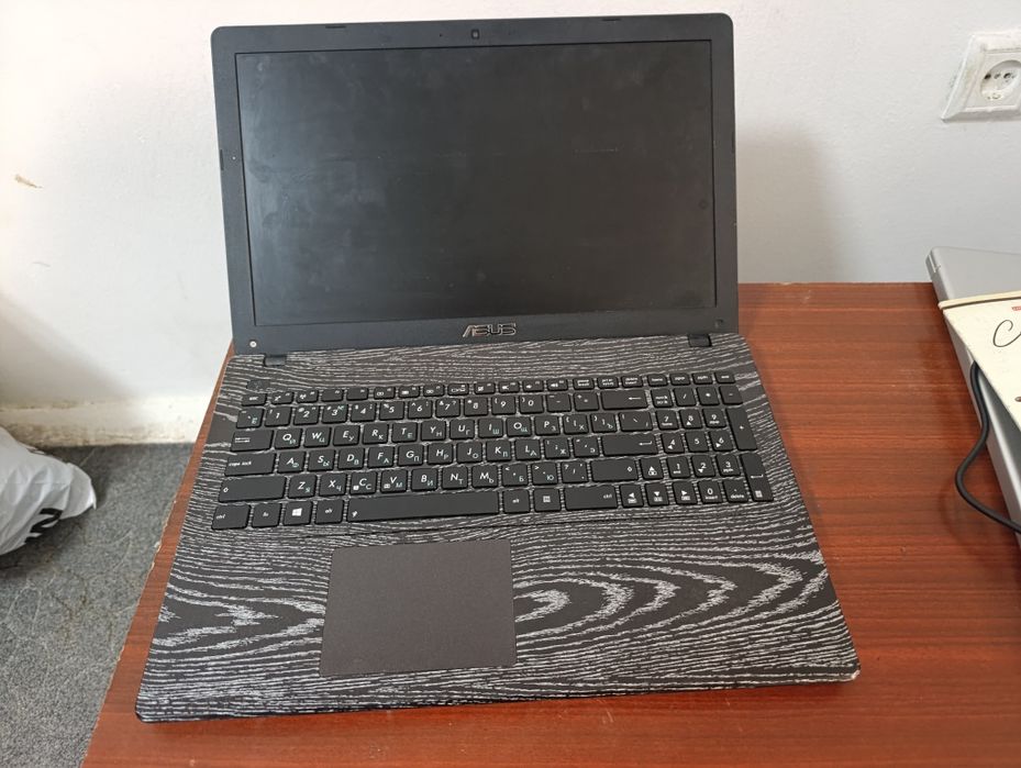 ASUS core i5 1tera xotira