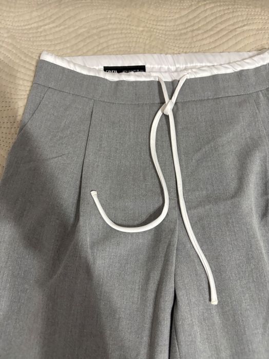 Дънки Zara, Stradivarius