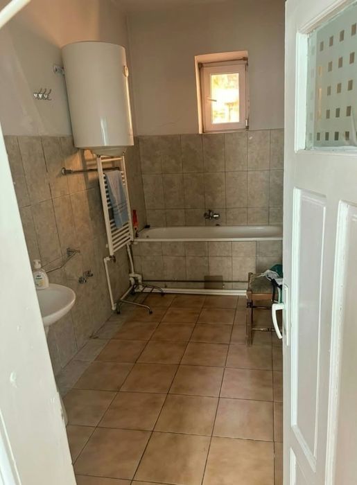 Casa de vanzare/inchiriere Tinca