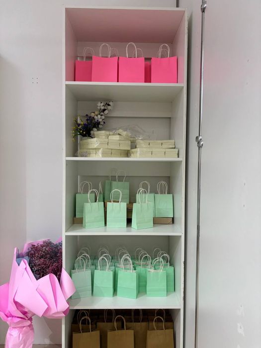 Продам витринные полки