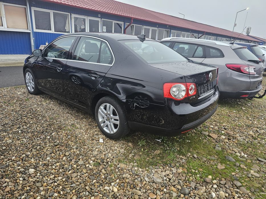 Vw jetta 1.6 Fsi ! 6 viteze !