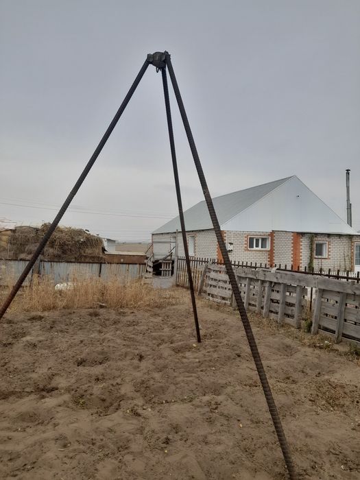 Продам 3 ножку.для резки скота