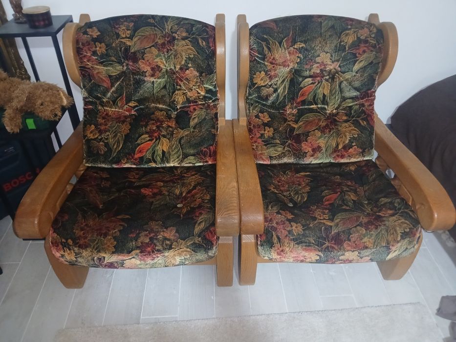 Set canapea și doua fotoli