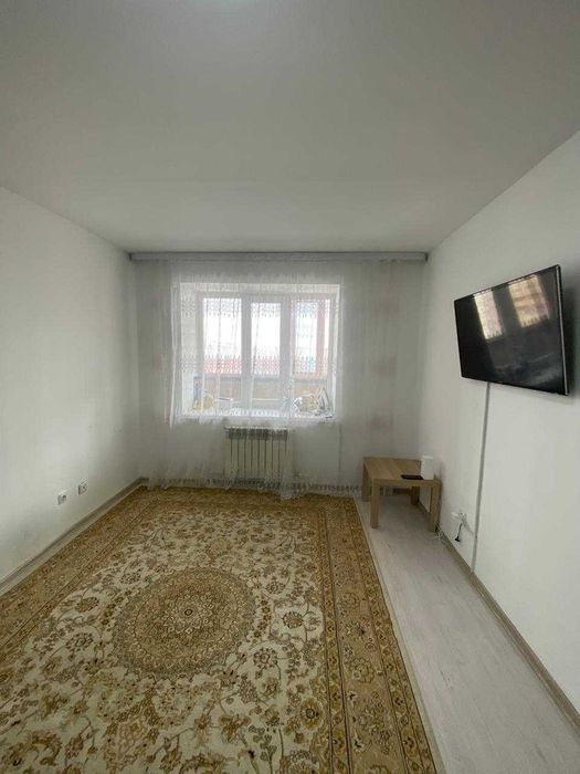 Продается однушка в 4ом микрорайоне по горячей цене