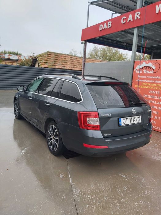 Skoda Octavia 2015 2.0 4x4 manuala