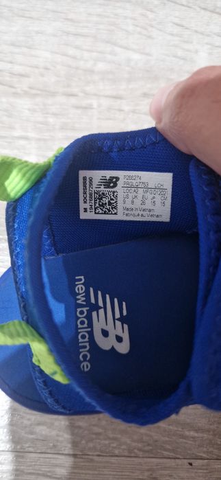 Сандали new balance