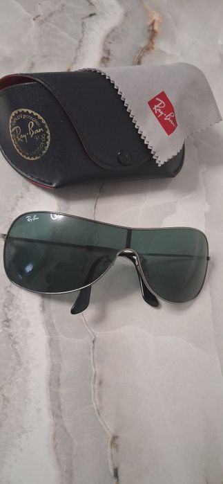 Vând ochelari Ray-Ban