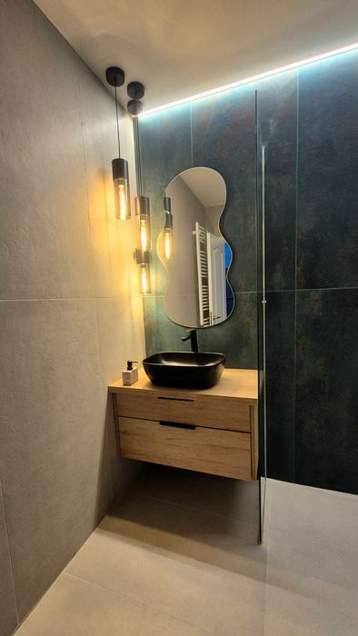 Proprietar ofer spre inchiriere apartament cu doua camere