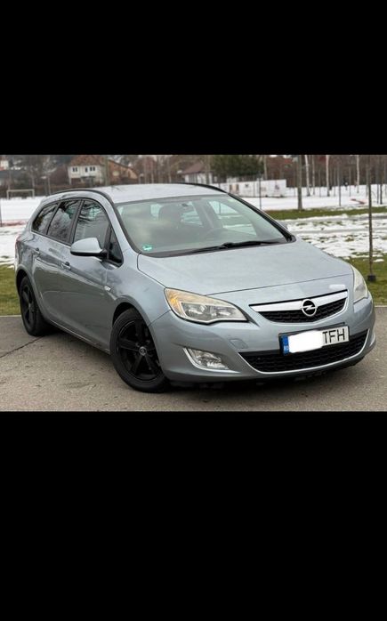 Opel Astra J 2012 1.7 diesel