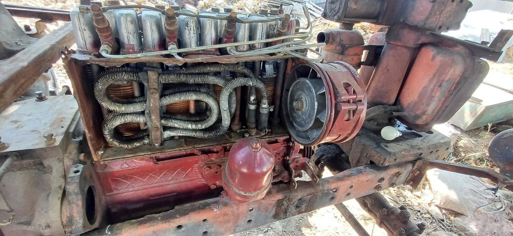 Traktor T28 sotiladi Toshkent Viloyati Bo‘ka Tumanida