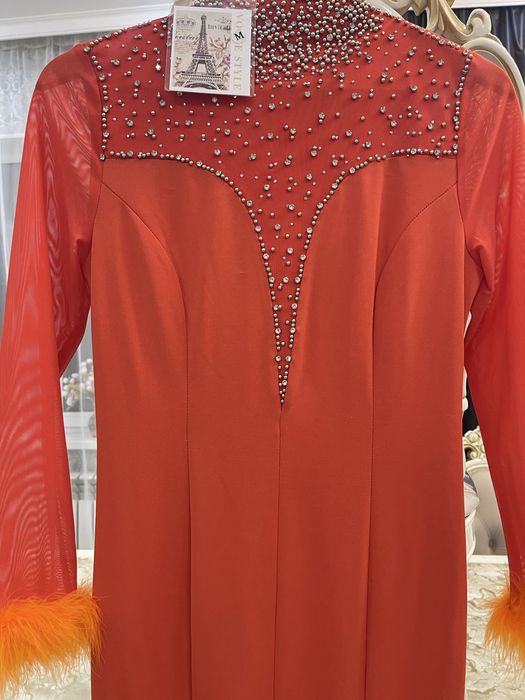 Продам платье 42.44