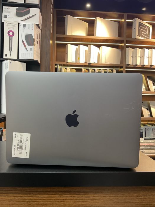 Macbook air M1 13 dyum