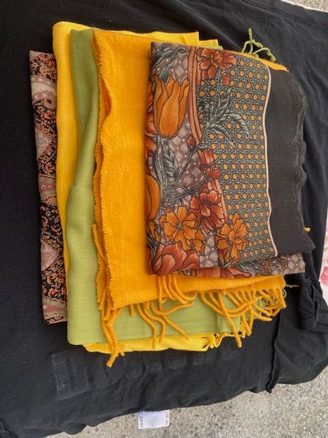 лот от 5 шала , вълна