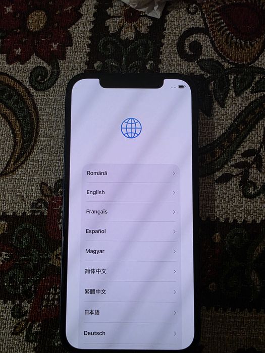 Vand iphone 12 64 Gb stocare, 87% santatea bateriei+husa si cablu