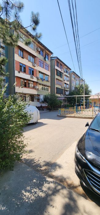 Гунча Нурафшон метро 4комнатная с рнмонт мебел техники+парковка