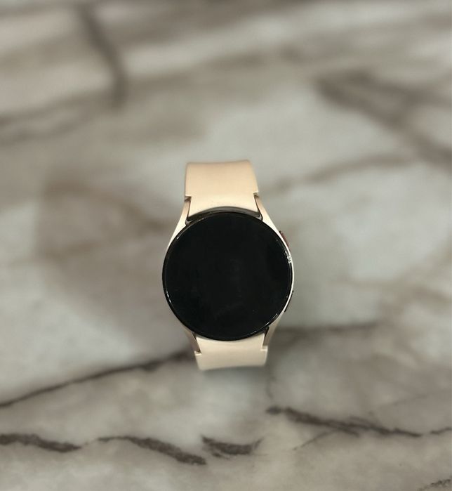 Смарт часовник Samsung Galaxy Watch4 Бартер