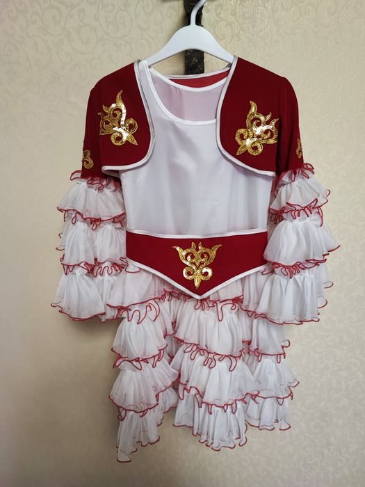 Продам национальный костюм