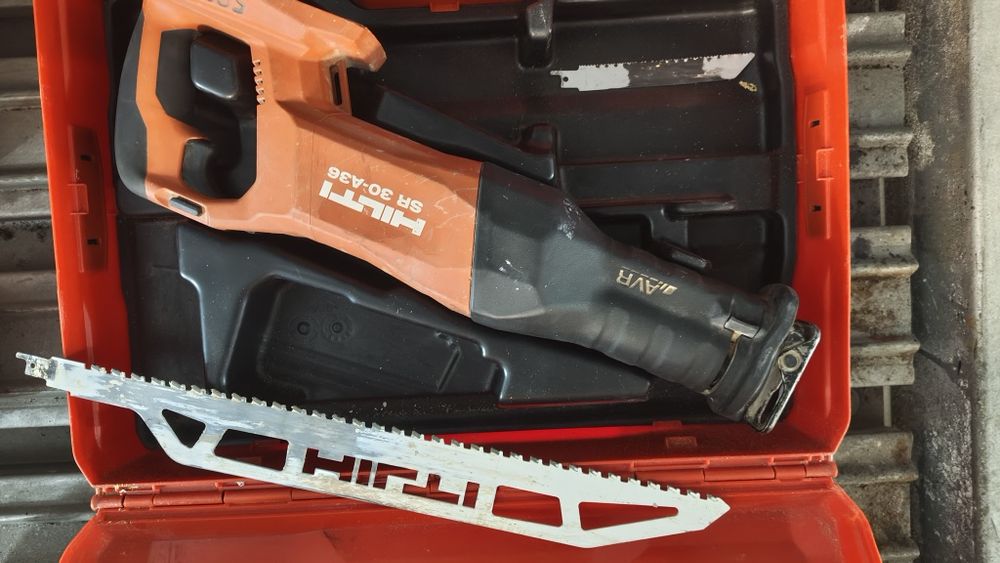 Hilti fierastrau SR 30-A36 AVR