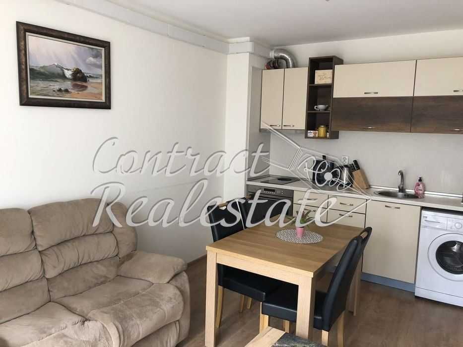 Дава се под наем Двустаен апартамент в Варна, Цветен квартал - 50 кв.м за 398.82 € - Снимка #2