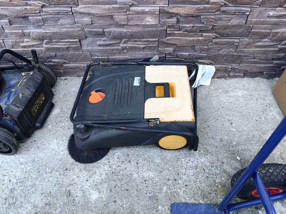 Ръчна метачна машина GUDE GKM 700