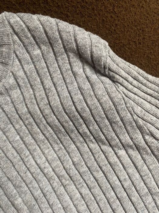 Сива прилепнала блуза