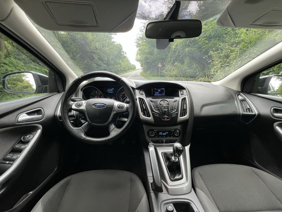 Vand Ford focus carte service