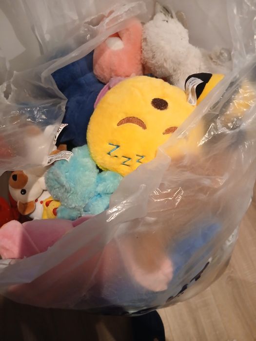 Плушени играчки над 90 броя