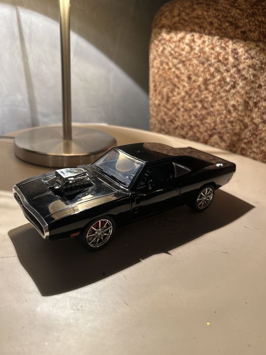 Машинки на батарейках