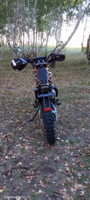 Продам эндуро 250 кубов