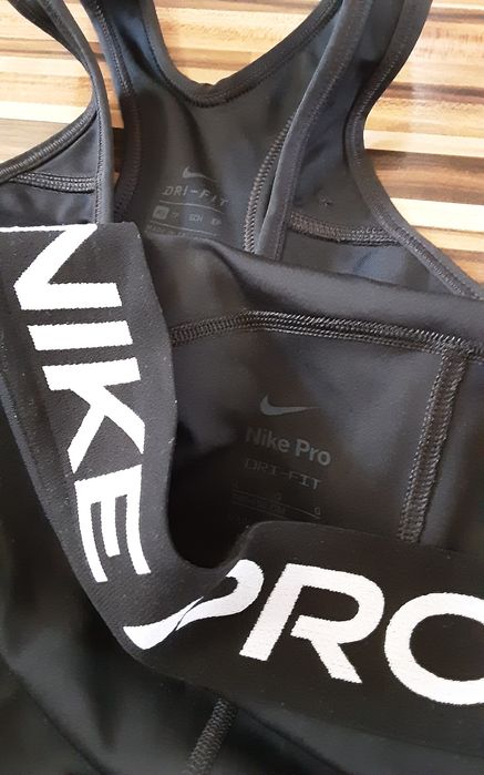 (XS) NIKE-NIKE PRO оригинални клин(35лв) бюстие(30лв )худи(45лв)