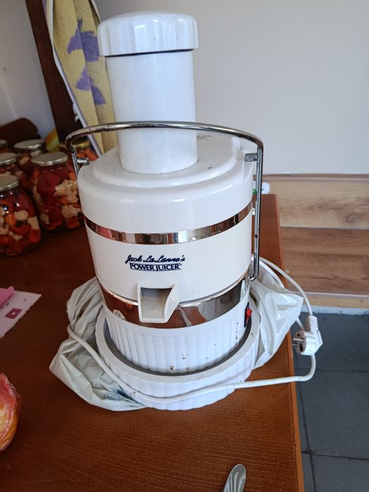 Сок машина бяла!