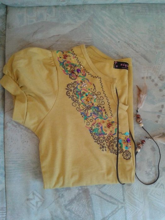 Продам футболки женские