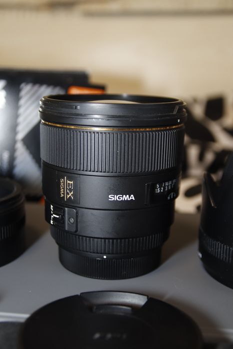 Sigma 85mm F1.4 EX DG HSM