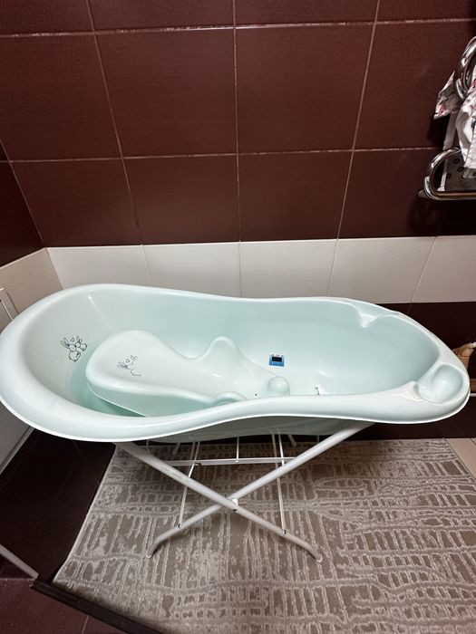 Детская ванночка с датчиком температуры