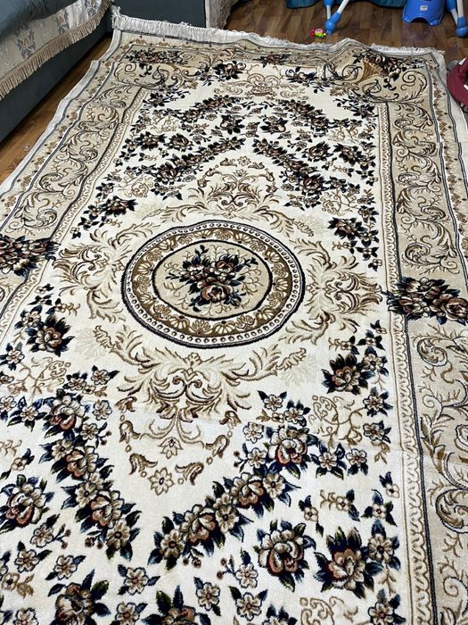 Ковер новый 2х4 м