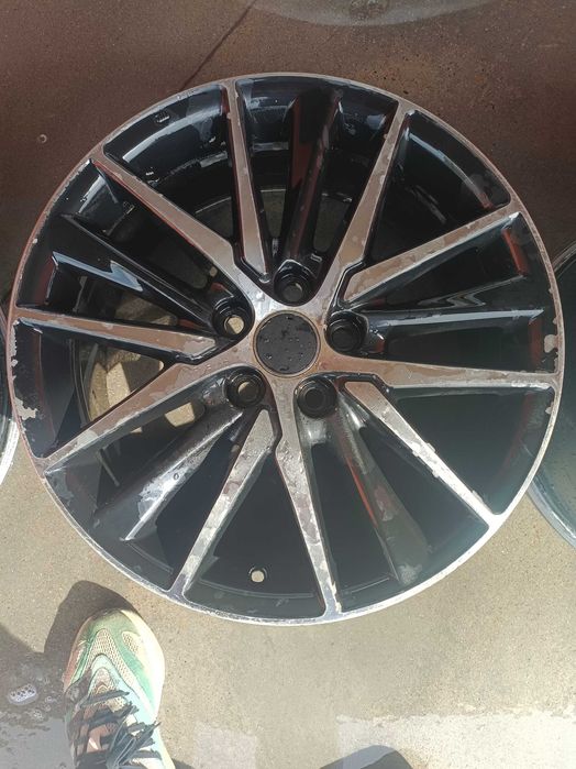 Продам 18 диски на камри (стиль75)