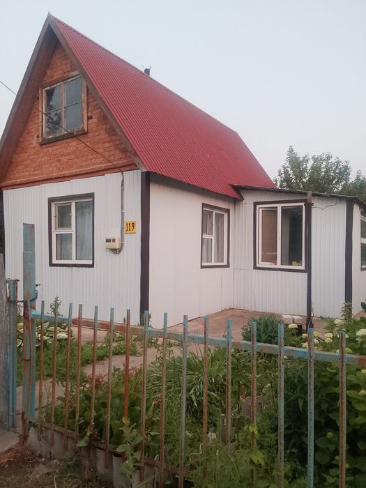 Продам дачу в черте города