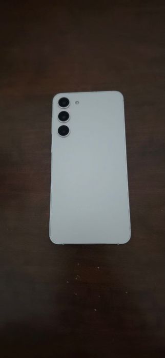 Samsung S23 plus +