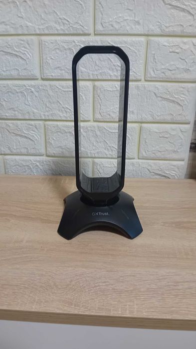 Светеща стойка за слушалки Trust - GXT 265 Cintar, RGB, черна