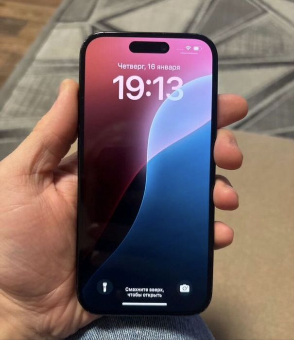 Продам Iphone 15 128gb black