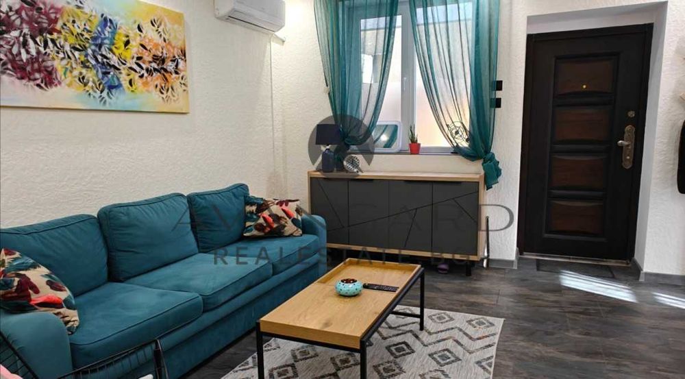 Продава се Двустаен апартамент в Пловдив, Център - 42 кв.м за 3691 €/кв.м - Снимка #3