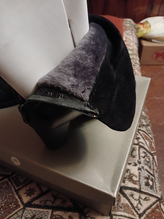 Зимние сапоги женски