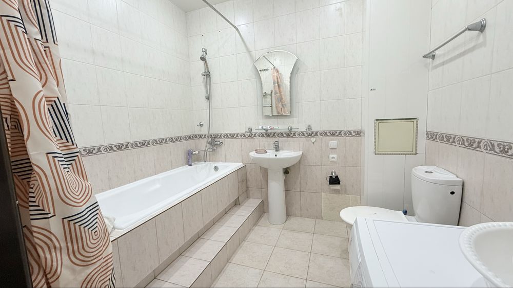 Чехова Аренда (г.Россия/Мирабад Авеню) Дуплекс 250 кв Габус 4/4/6