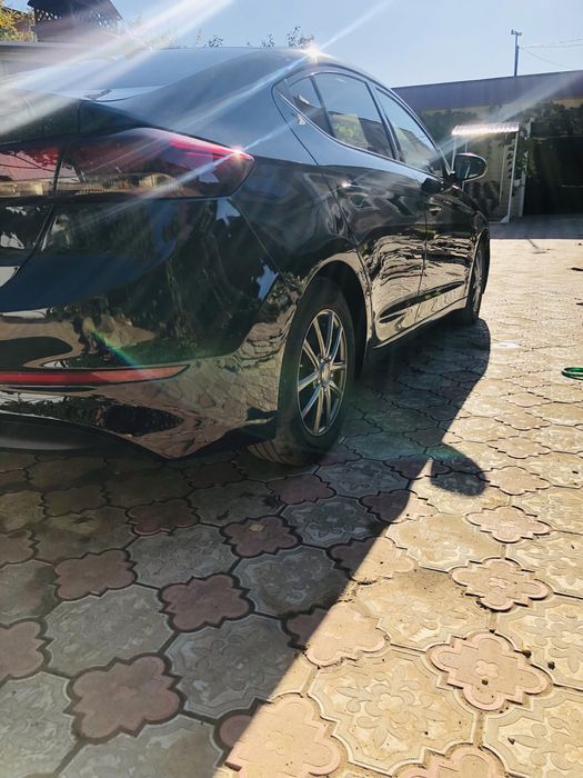 Подам элантра или обмен